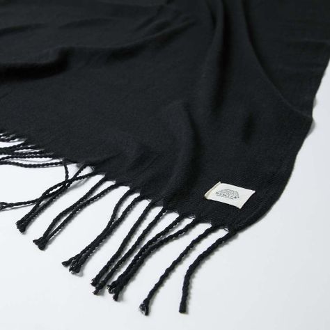 Pañuelo Liso Negro Humana-1