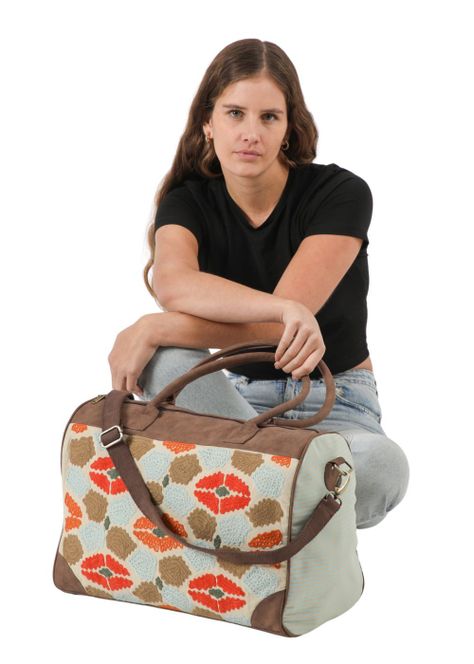 Bolso Hippie Café y Celeste Humana-3
