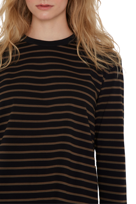 Polera Alaska rayas negra Jacinta Tienda-6