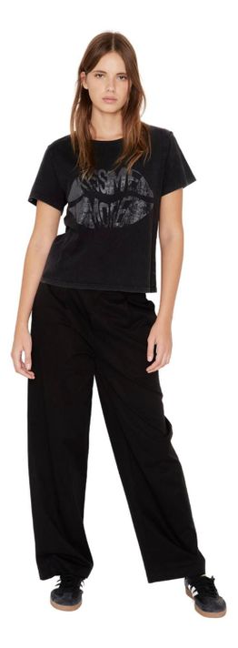 Polera Kiss Negra Jacinta Tienda-4