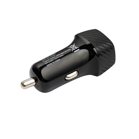 Cargador para auto Doble USB y Tipo C Urbano Labs-1