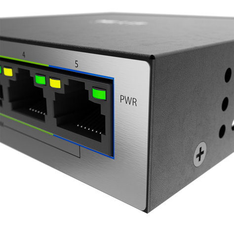 Switch de escritorio Nexxt Solutions 5 puertos NSW-V501P PoE-2