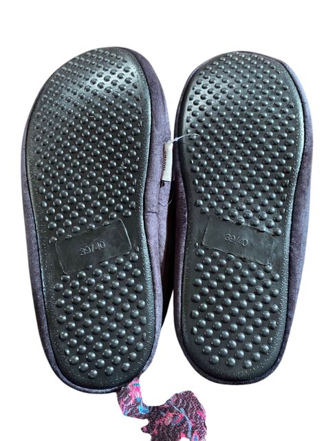 Pantufla hombre diseño Marvel numero 39/40-2