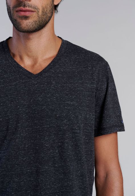 Polera V Neck Alaska Black-2