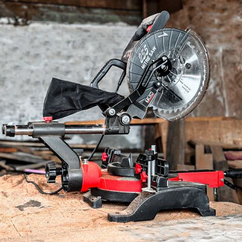 Ingleteadora 10" 1800w 255mm Telescopica TEHTOOLS-1