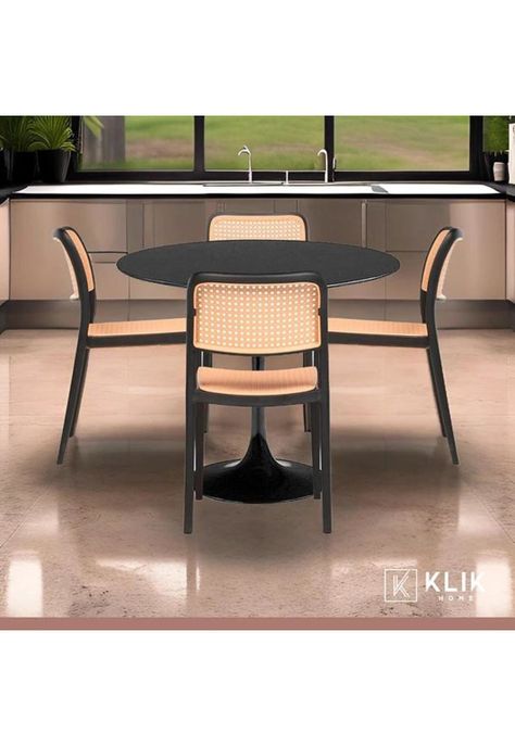Comedor Mesa Tulip Negra + 4 Sillas Comedor Enrejada Negra-1