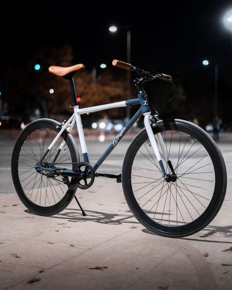 Bicicleta urbana La Fugitiva El Plan de Fuga Azul - Blanco-2