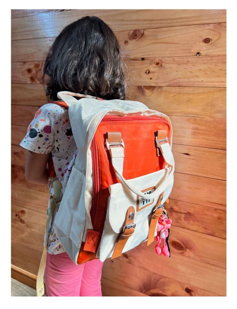 Mochila Femenina diseño clásico a prueba de agua-1