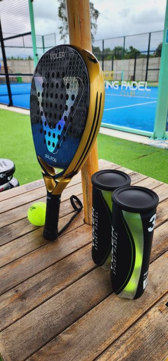 PALA PADEL MODELO BALROG 18K DIAMANTE DORADA -3