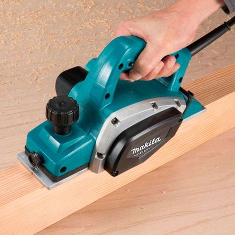 Cepillo Eléctrico 82mm 580w Makita M1902b-3