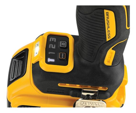 Llave De Impacto 1/2 (Sin Baterias) 20v Dewalt DCF892B-4