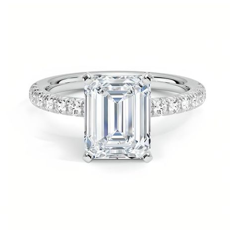 ANILLO CON BRILLANTE EN CORTE ESMERALDA DE 3CT-0