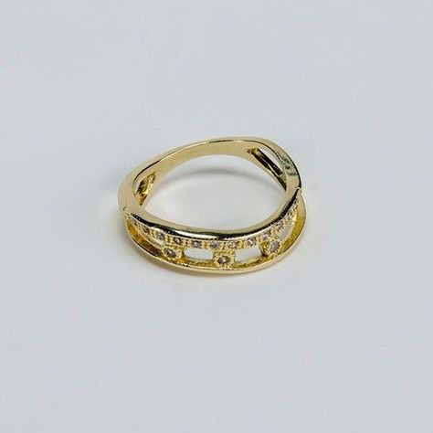 ANILLO IRREGULAR CIRCONES BAÑO EN ORO-0