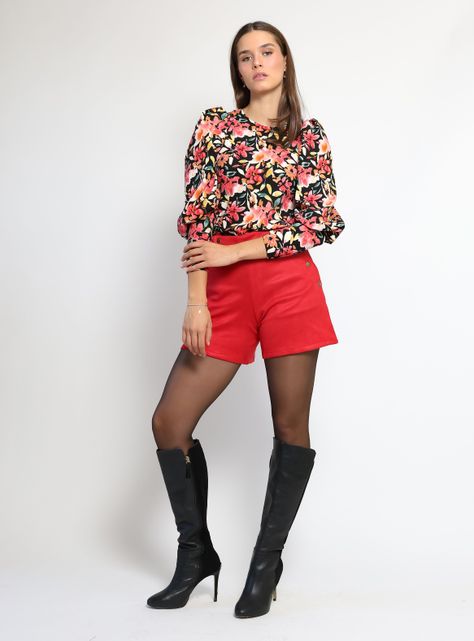 Polera Abril Negro Florecitas Natalia Seguel-1