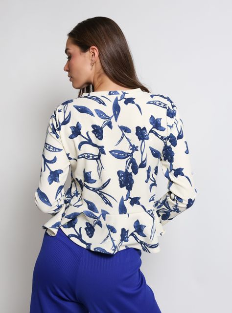 Polera Ana Blanco Flores Azul Natalia Seguel-4