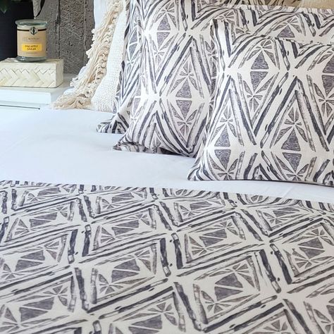 PIECERA MARISA ROMBOS TRIBALES 140 X 70-2