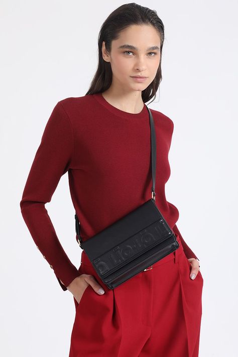 Cartera Logo Liola, Efecto Cuero, Negro Liola-1