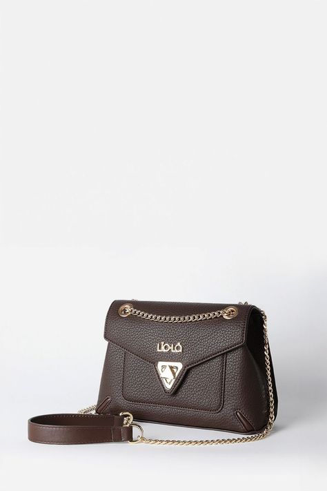 Cartera Broche Triangulo, Efecto Cuero, Chocolate Liola-1