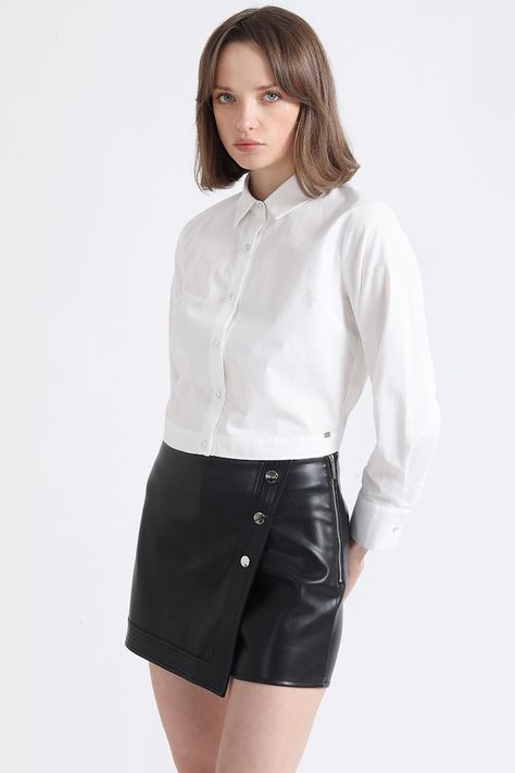 Blusa Cropped Poplin, Boton Joya, Crudo Liola-2