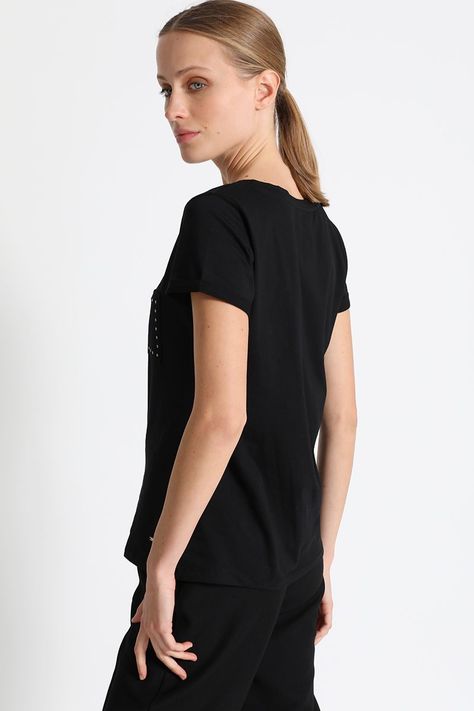 Polera Básica Mujer Negra Liola-3
