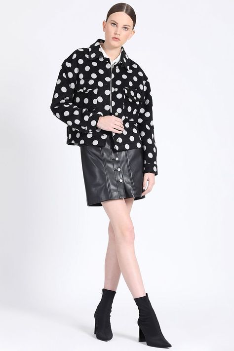 Chaqueta Corta Muflon Estampado Lunares, Negro Liola-1