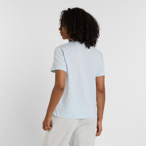 Polera Lifestyle Mujer New Balance Sport Essentials Celeste-1