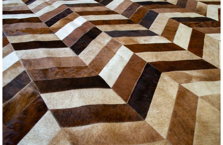 Alfombra Cuero Moo 166x236 cm Mod Limangus-1