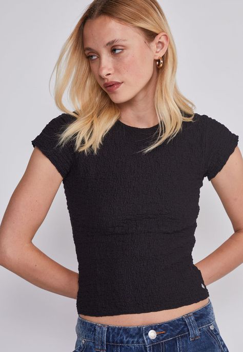 Polera Mujer Texturada Negro Sioux-1