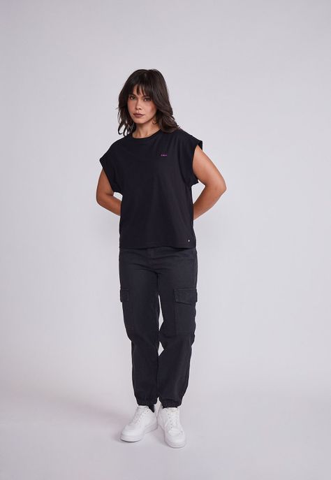 Polera Mujer Negro Corta Sin Mangas Sioux-3
