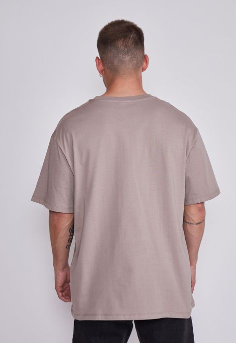 Polera Hombre Beige Letras Goticas Sioux-2