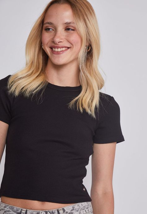 Polera Mujer Ajustada Negro Sioux-1