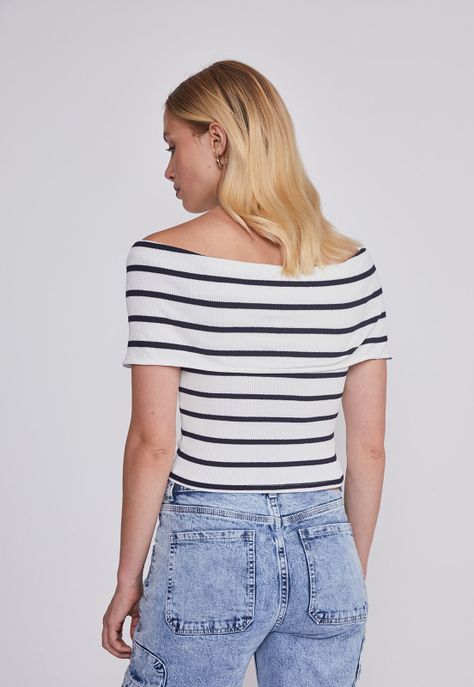 Polera Mujer Shoulders Negro Sioux-3