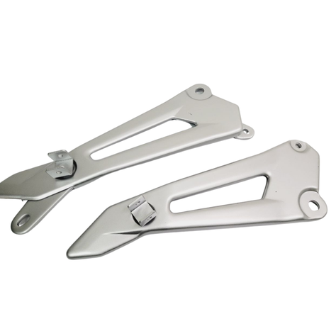 SOPORTE PEDALINES TRASERO DE YBR125-1