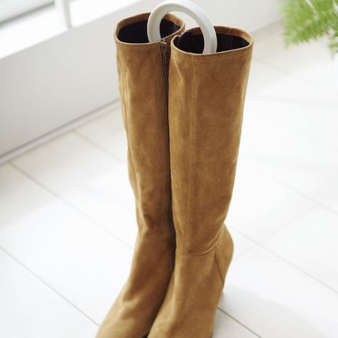 Clip Sostenedor De Botas.--2