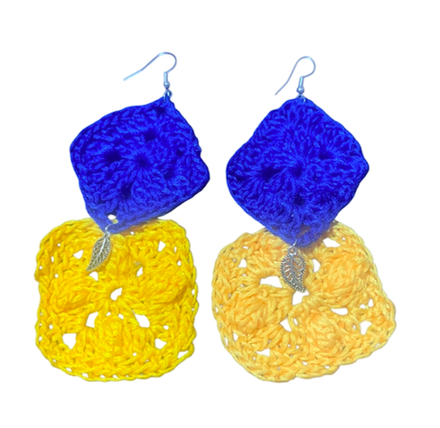 AROS ARTESANALES A CROCHET CON RELIEVE Y PLATA TIBETANA -1