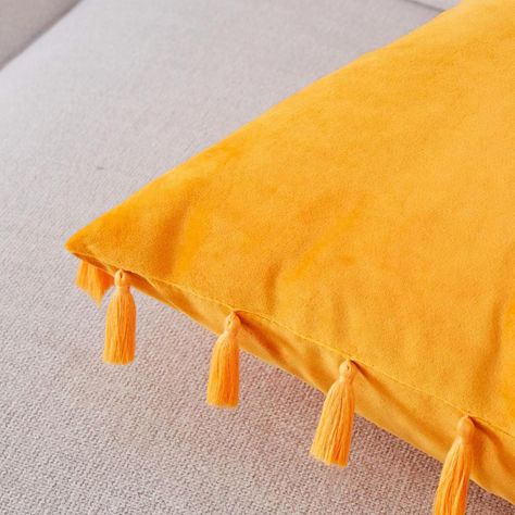 Fundas Para Cojín 45x45 Decorativas Con Borla Amarillo Pack 4U-3