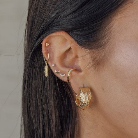 Argollas Bañadas en Oro con Pluma Fina-3