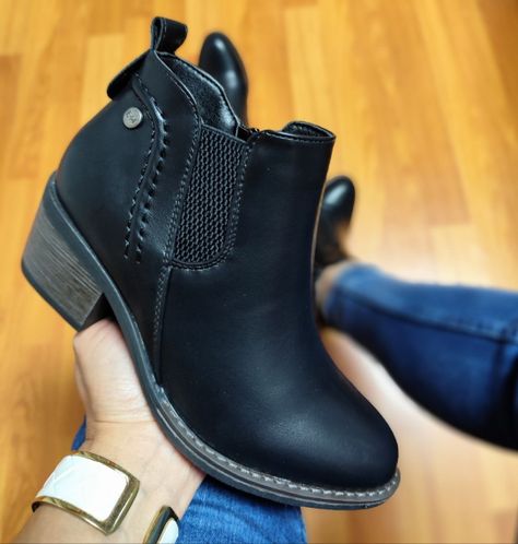 Botines para dama taco bajo. Horma  Pequeña-1