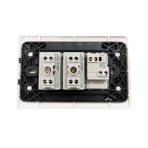 Pack 5 Tomacorriente 10A 250V + Interruptor 9/12 10A 250V-4