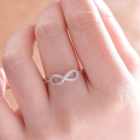 Anillo Infinito elaborado e plata Italiana 925 con Cristales-1