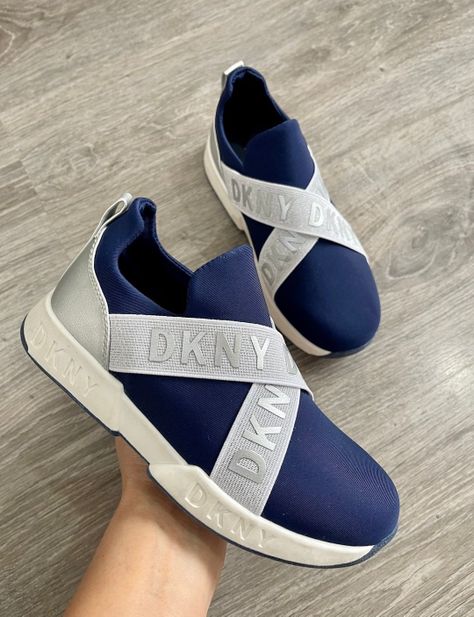 ZAPATILLAS DONNA KARAN 6 NIÑAS-TALLA: 32EUR/20,5CM-2