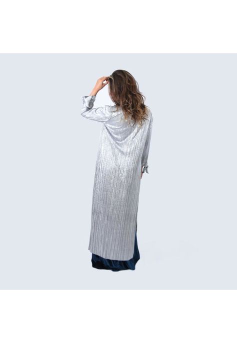 Tapado Kimono Largo Verona Plateado Brillante Metalizado Maria Paskaro-5