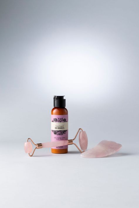 Rodillo Facial Cuarzo Rosa + Piedra Gua Sha + Crema Berries-0