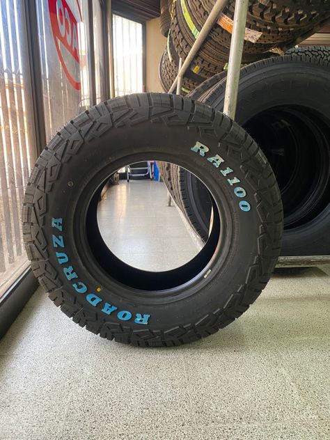 Neumatico 225/65R17 AT RA1100 102T Roadcruza-4