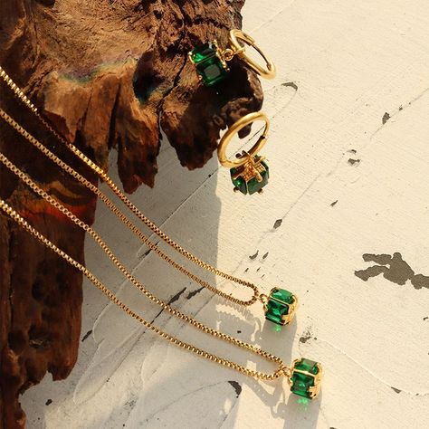 Collar Baño Oro 18k Cubo Esmeralda-1