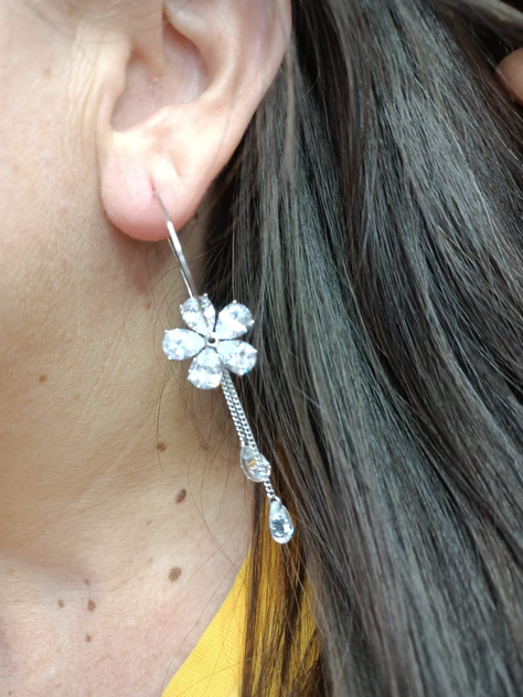 Aros Largos Flor Cristal Zirconia enchapado en Oro blanco Lagrima Brillo-4