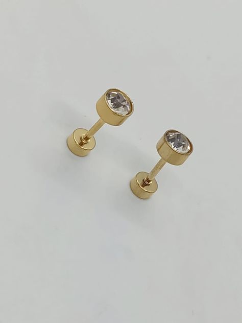Punto de luz hipoalergénicos chapados en oro 7mm-4