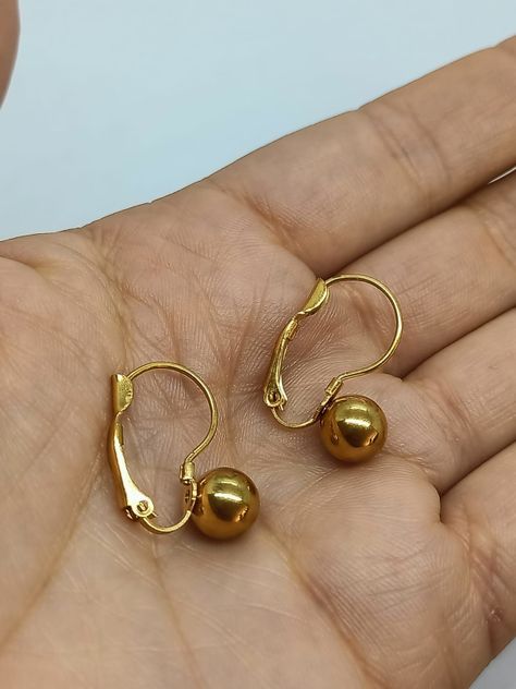 Aros esfera Huggie chapado en oro 18kl-6