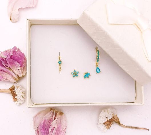 Set Conjunto huggies pendientes Turquesa chapados En Oro 18k-4