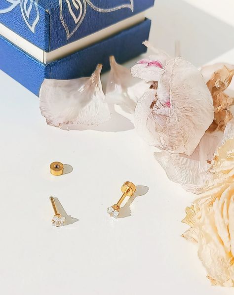 Aros Puntos De Luz Zirconio de 3mm Cuadrado Chapados en oro 18kl-1
